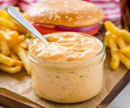 Burger sauce tub